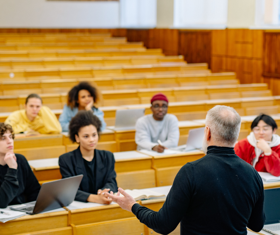 Starting University in Leeds in September? What to Expect in Your First Few Weeks